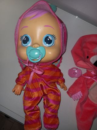 Bebe lloron Mariposa + ropa flamenco