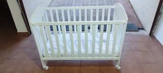 Cuna con colchon