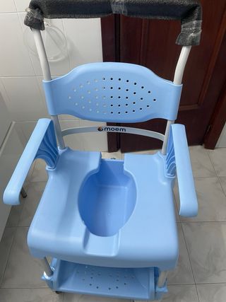 silla de ruedas sanitaria de baño e inodoro moem