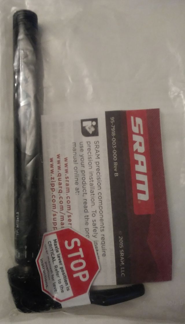 Eje delantero pasante Rock Shox Maxle 15mmX148mm