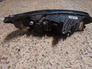 Faro delantero izquierdo Talisman