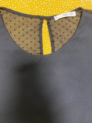 Vestido negro con topos Mango