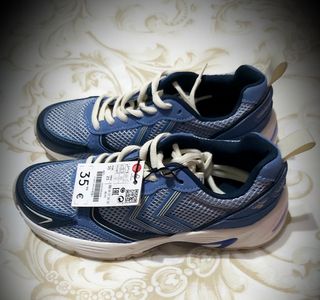 Zapatillas Hummel talla 35 nuevas