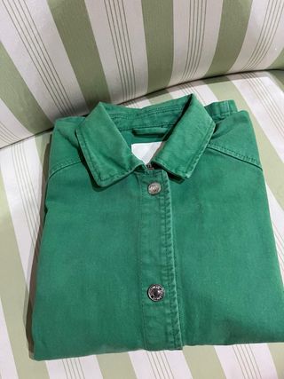Cazadora oversize pull and bear mujer .Talla S