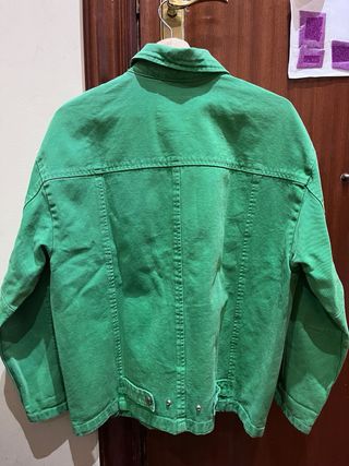 Cazadora oversize pull and bear mujer .Talla S