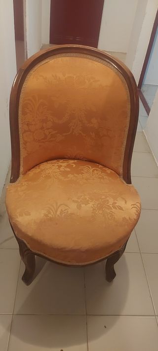 SILLA DESCALZADORA ISABELINA