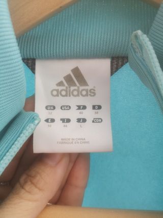 Chaqueta adidas