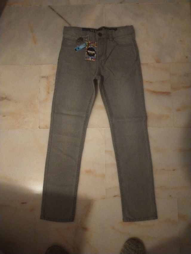 Pantalón vaquero gris niño talla XS