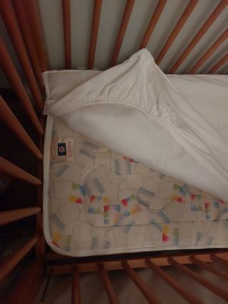 Vendo Cuna de Madera , Entrego en mano