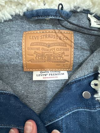 cazadora levi’s