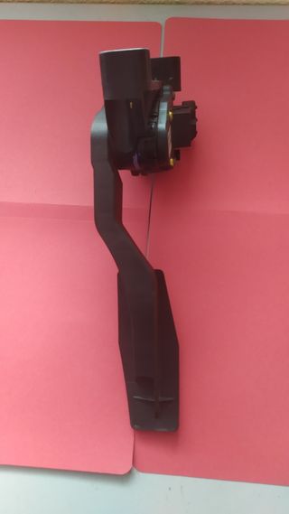 Potenciómetro acelerador ASTRA 9157998