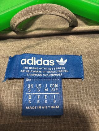 chaqueta Adidas gris S