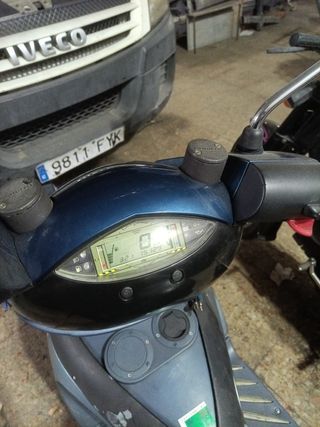 Scooter Aprilia area51