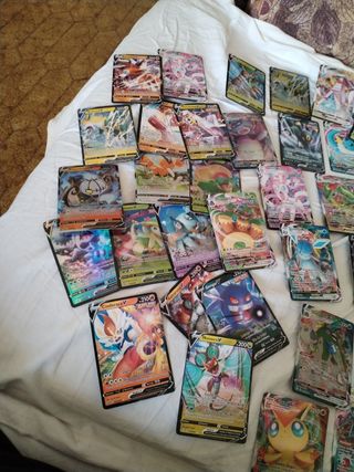 60 cartas Pokemon v y vmax