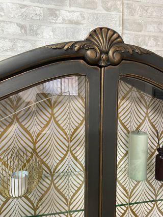 Vitrina  de los años 50 restaurada