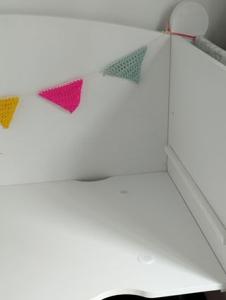 Preciosa cuna cama niña