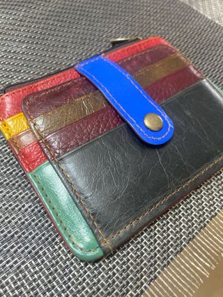 CARTERA DE PIEL.