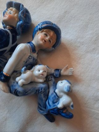 Pareja de figura campestres de porcelana
