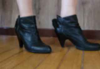 Botines de piel negros con tacón