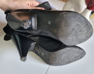 Botines de piel negros con tacón