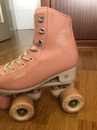 Patines 4 ruedas. Talla 32