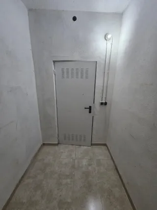 Trastero venta o  alquiler en  Av Zarautz 4 metros