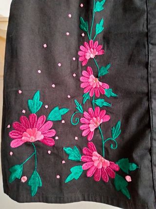 Vestido de Olimara bordado