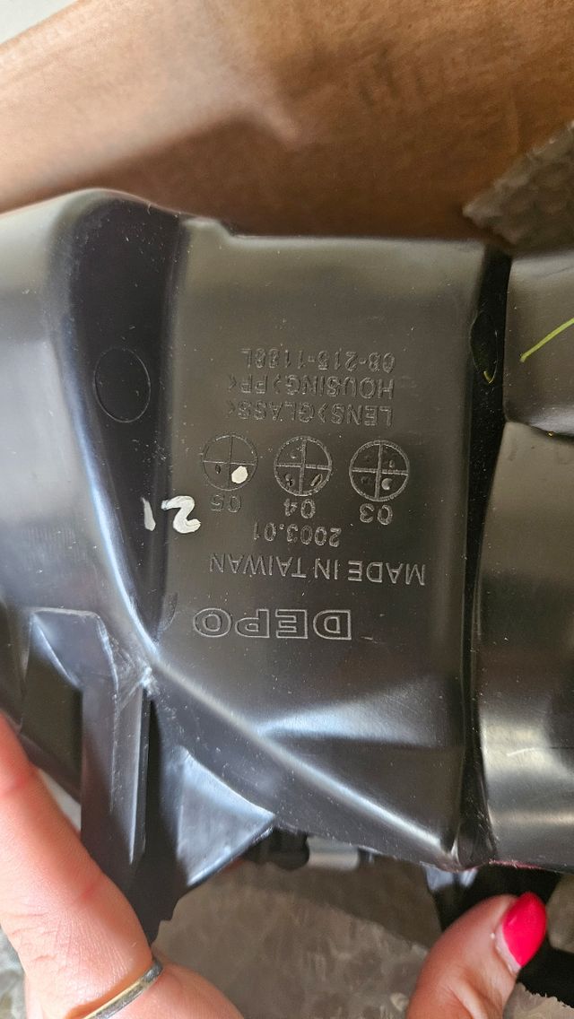 26060BN025 faro sinistro NISSAN ALMERA