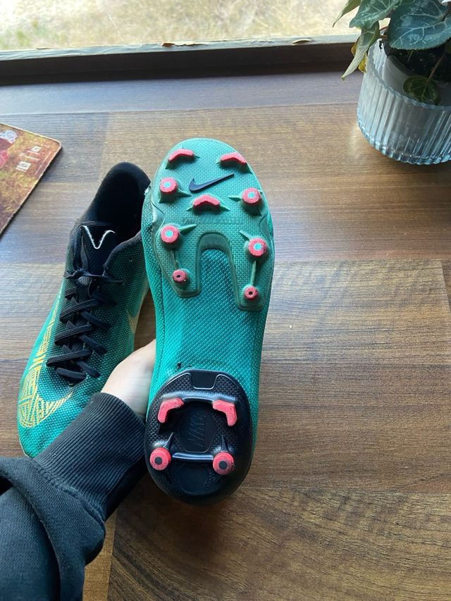 Cristiano ronaldo profecional botas de footbol