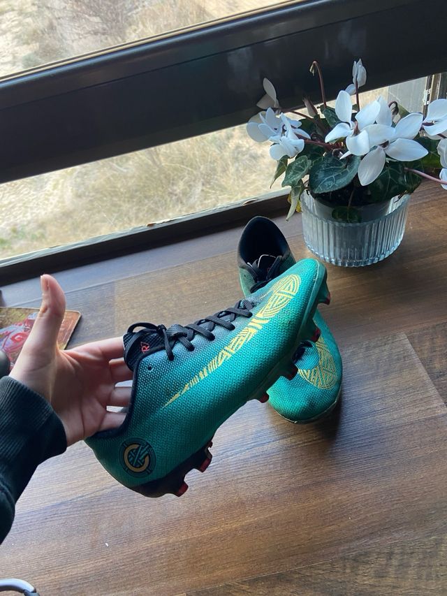 Cristiano ronaldo profecional botas de footbol