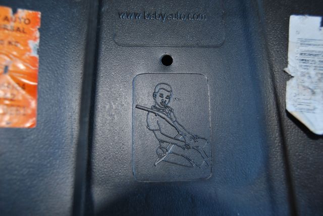 Alzador de coche para niños