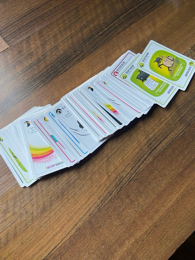 Juego de mesa exploding kittens