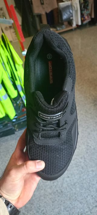 ZAPATILLA S1P SRC PUNTERA LIVIANA