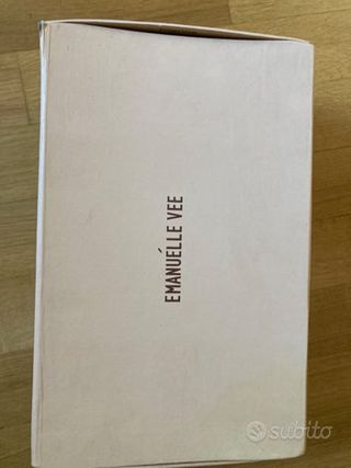 Zeppe Emanuelle Vee con pietre