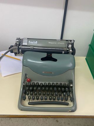 maquina de escribor antigua