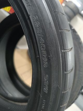 2 neumáticos 225 40 19