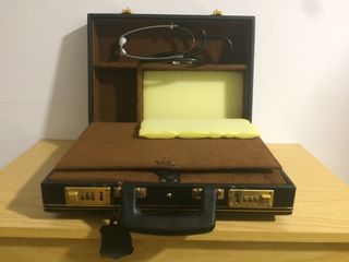 Maletín médico de piel