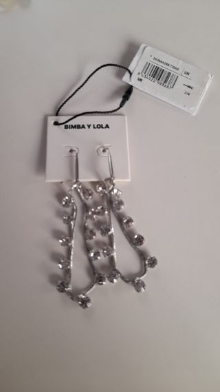 Pendientes largos forma gota cristales