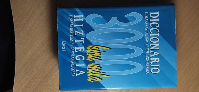 Diccionario euskera - español 3000