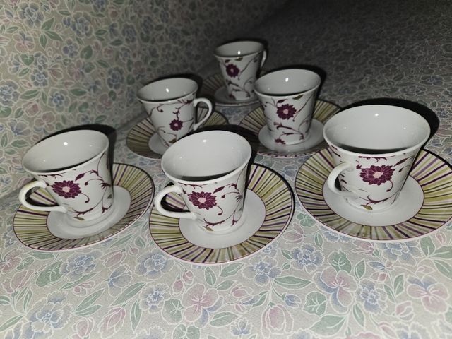 Servizio tazzine con piattini Nazareno Gabrielli