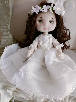 Muñeca de comunión 