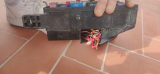 Caja fusibles habitáculo motor hyundai