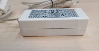 Alimentador JBL,  18 Voltios 2,5 Amp.