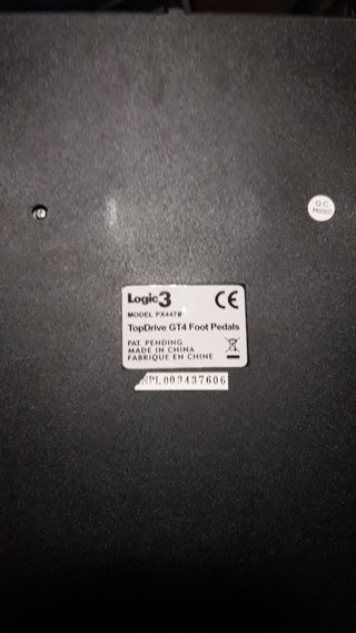 VOLANTE Y PEDALES PLAY 2