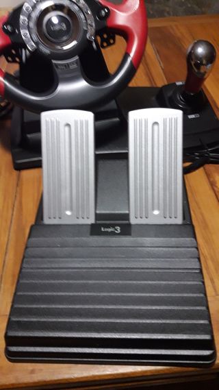 VOLANTE Y PEDALES PLAY 2