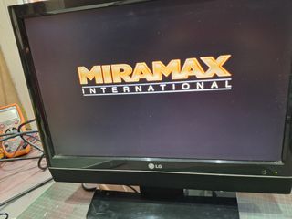 TV LG  19LS4D 19 pulgadas + TDT DVB/T2 nuevo