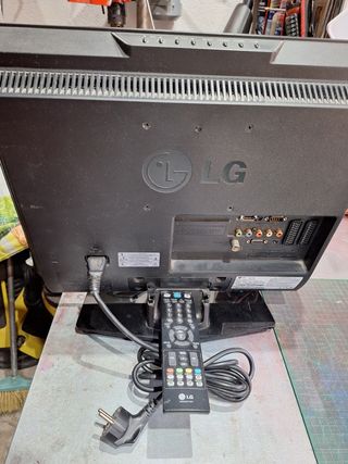 TV LG  19LS4D 19 pulgadas + TDT DVB/T2 nuevo