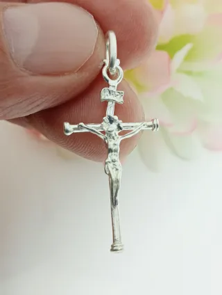 Religioso Colgante Crucifico Inri Plata De Ley 925