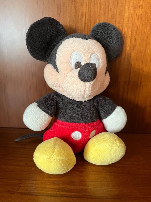 Peluche Micky
