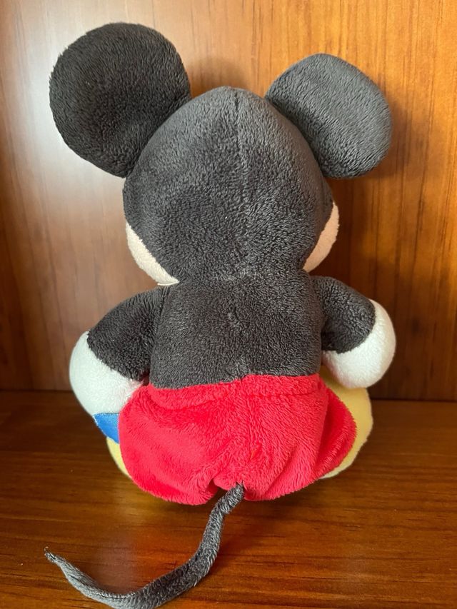 Peluche Micky